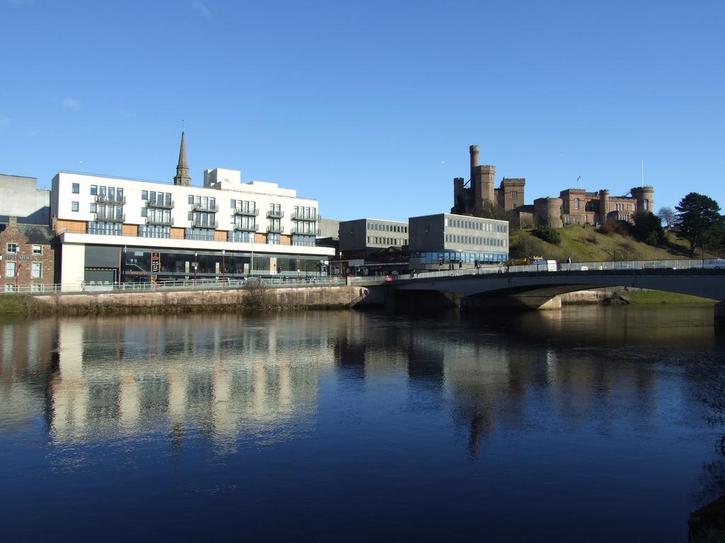 By The Bridge Apartments Inverness Extérieur photo