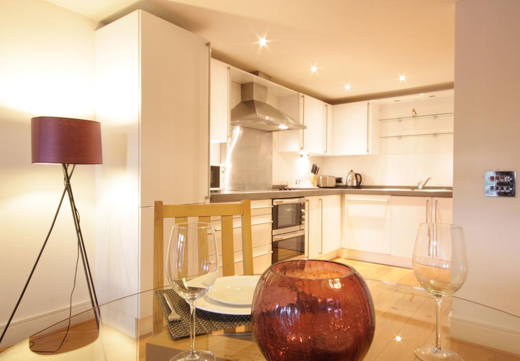 By The Bridge Apartments Inverness Extérieur photo