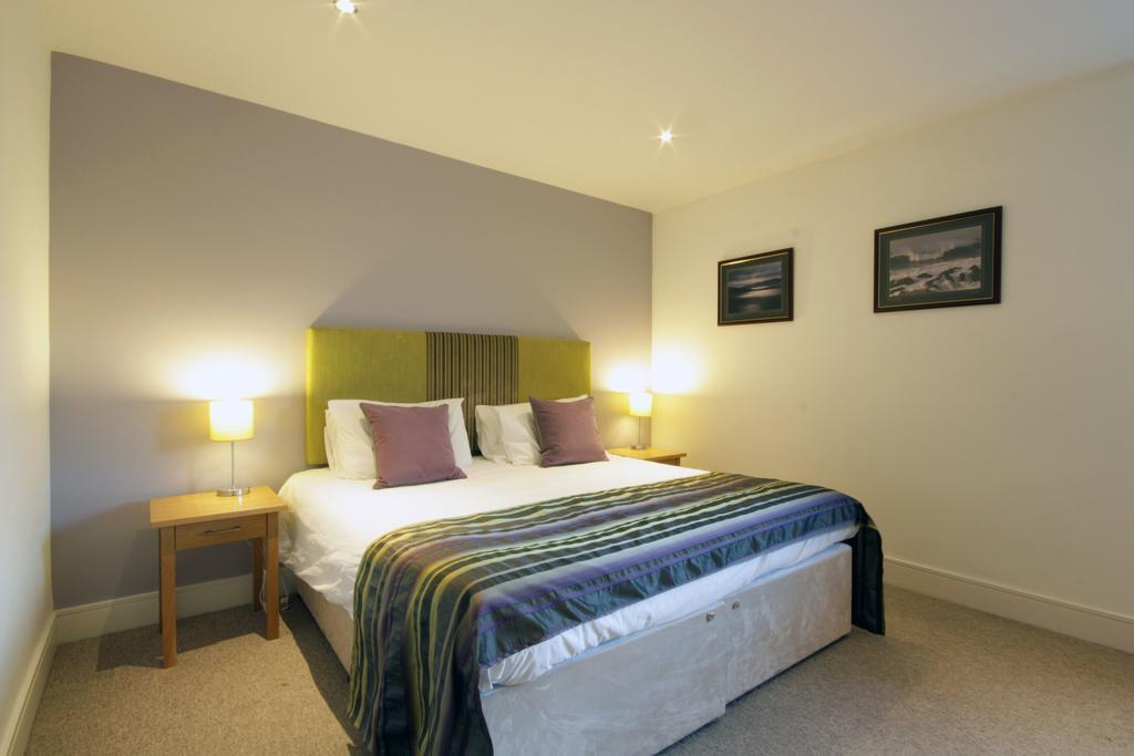 By The Bridge Apartments Inverness Extérieur photo