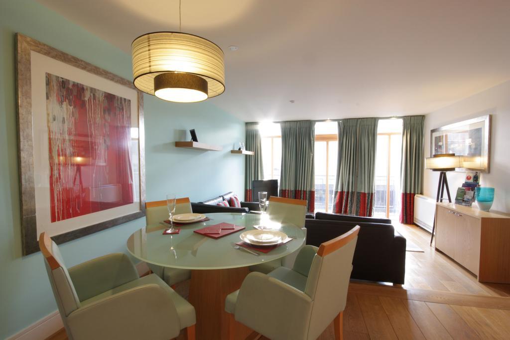 By The Bridge Apartments Inverness Extérieur photo